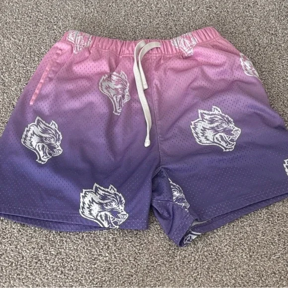 Bundle of Darc Sport Shorts with Wolf Print - Picture 5 of 6